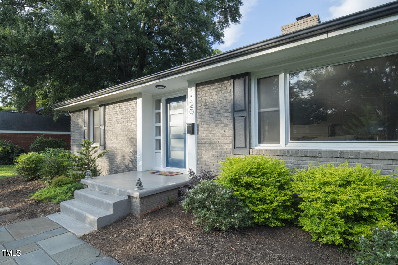 120 North King Charles Road Raleigh, NC 27610 - Photo 11 of 49 17_120_reduced
