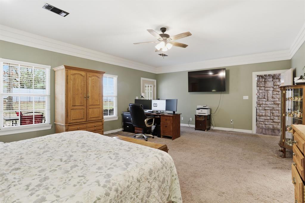 144 County Road Paris, TX 75462 - Photo 13 of 34