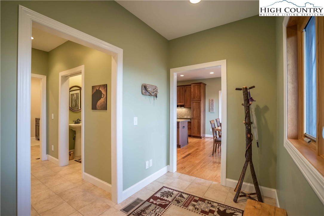 242 Highland Ridge Road Blowing Rock, NC 28605 - Photo 28 of 47 Gallery Image 28