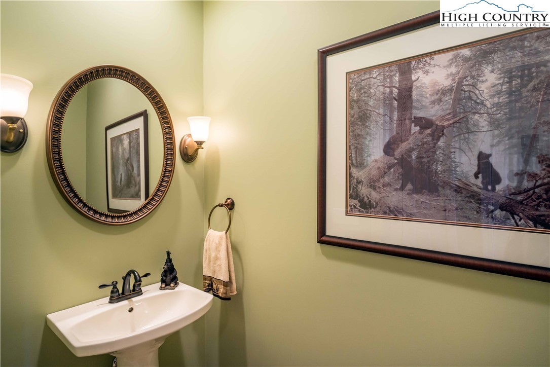 242 Highland Ridge Road Blowing Rock, NC 28605 - Photo 29 of 47 Gallery Image 29