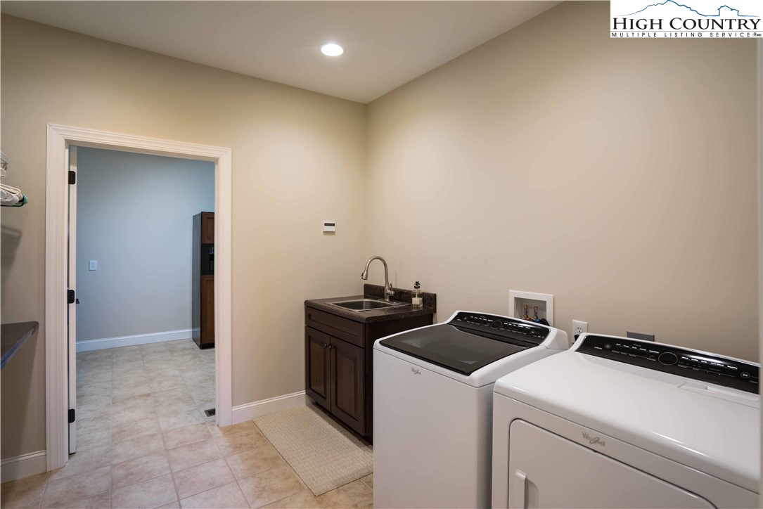 242 Highland Ridge Road Blowing Rock, NC 28605 - Photo 30 of 47 Gallery Image 30