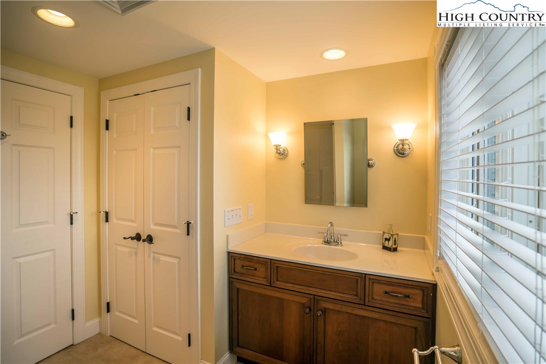 242 Highland Ridge Road Blowing Rock, NC 28605 - Photo 36 of 47 Gallery Image 36