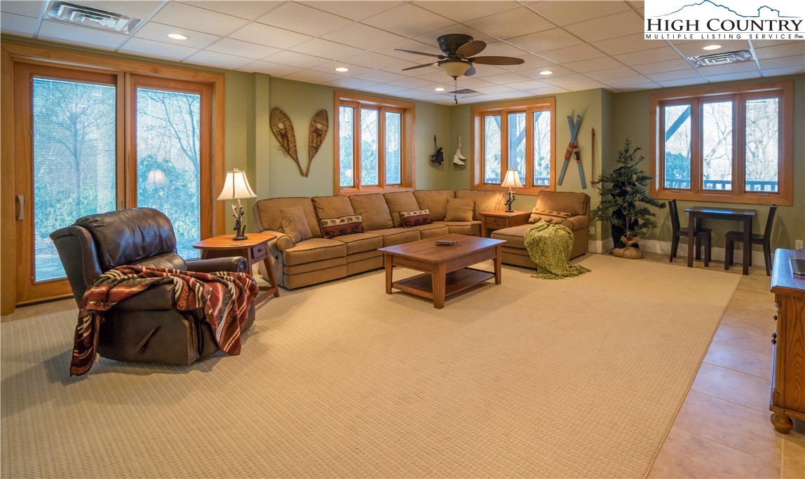 242 Highland Ridge Road Blowing Rock, NC 28605 - Photo 40 of 47 Gallery Image 40