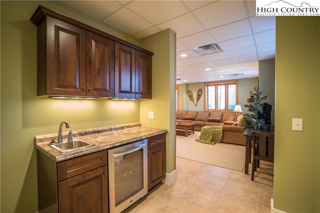 242 Highland Ridge Road Blowing Rock, NC 28605 - Photo 41 of 47 Gallery Image 41