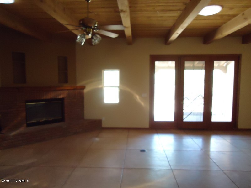 1701 East Lind Road Tucson, AZ 85719 - Photo 6 of 24 Gallery Image 6