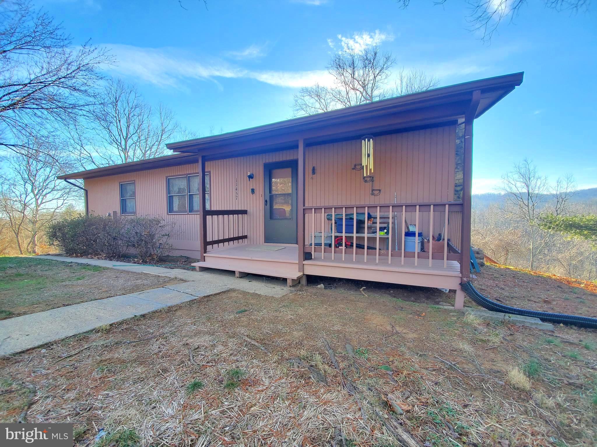 11457 Farm House Road Markham, VA 22643 - Photo 1 of 19 Front Exterior