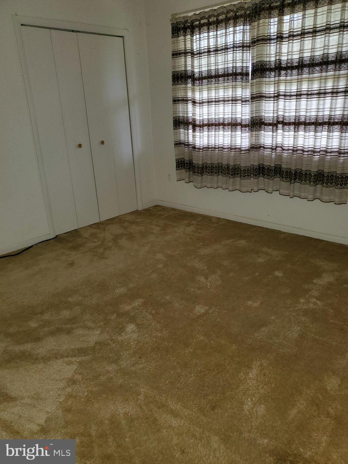 11457 Farm House Road Markham, VA 22643 - Photo 11 of 19 Lower Bedroom #2