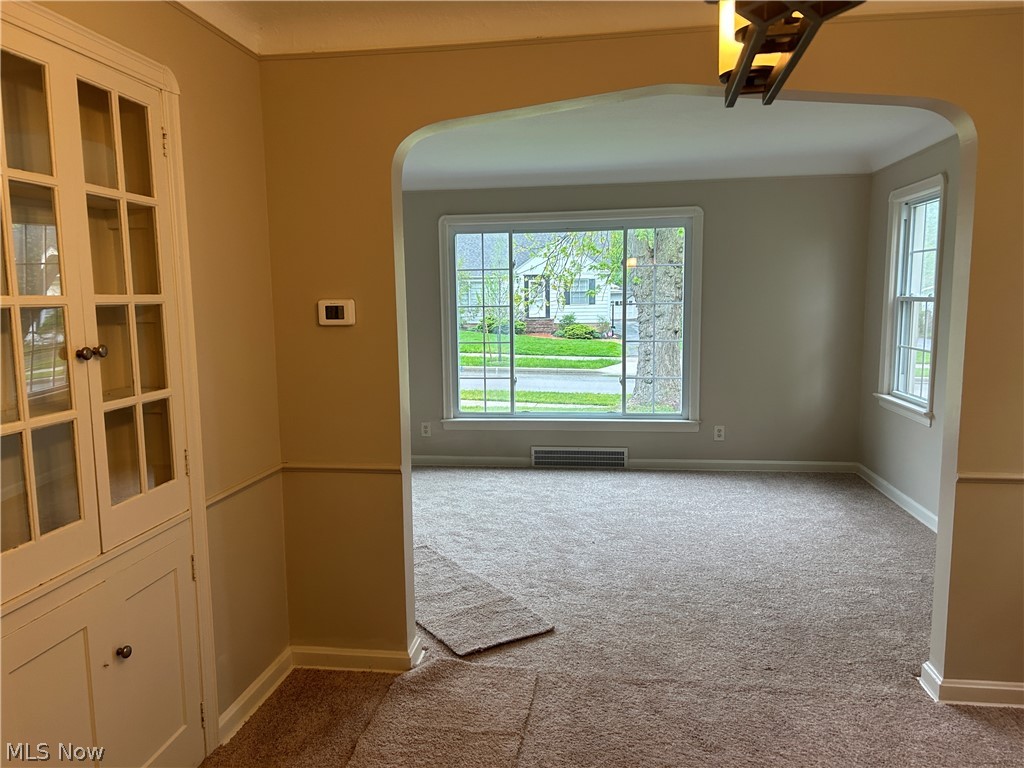 1689 Oakmount Road South Euclid, OH 44121 - Photo 6 of 18