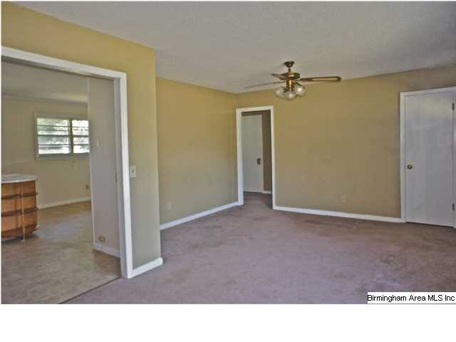 2764 County Road 85 Clanton, AL 35046 - Photo 7 of 32