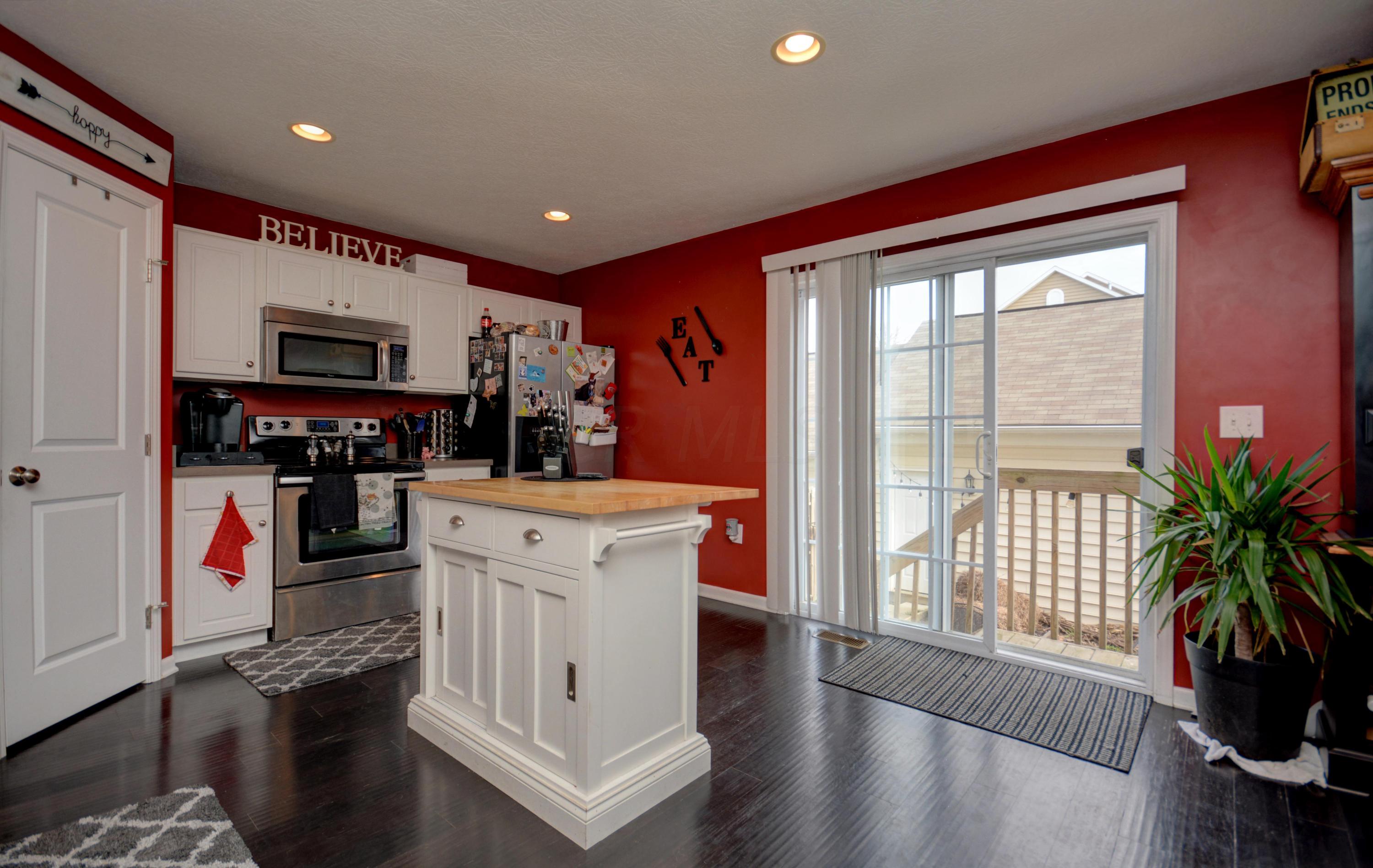 6186 Needletail Road Columbus, OH 43230 - Photo 4 of 22