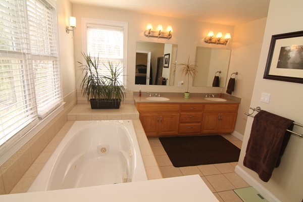 85 Stiles Road Boylston, MA 01505 - Photo 16 of 23 Gallery Image 16