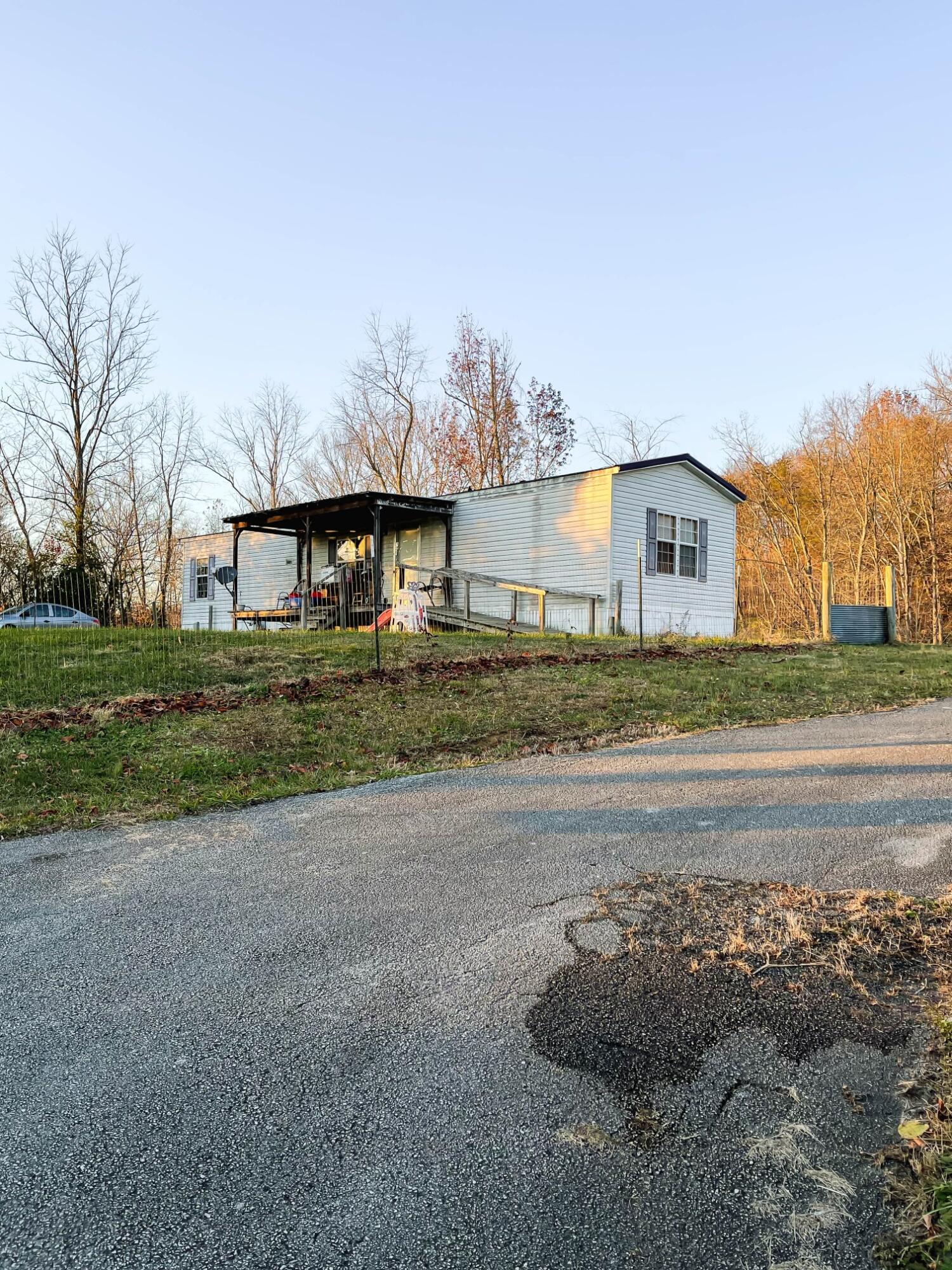 75 Lizard Ridge Road Hazel Green, KY 41332 - Photo 39 of 40 KRPbw-1344