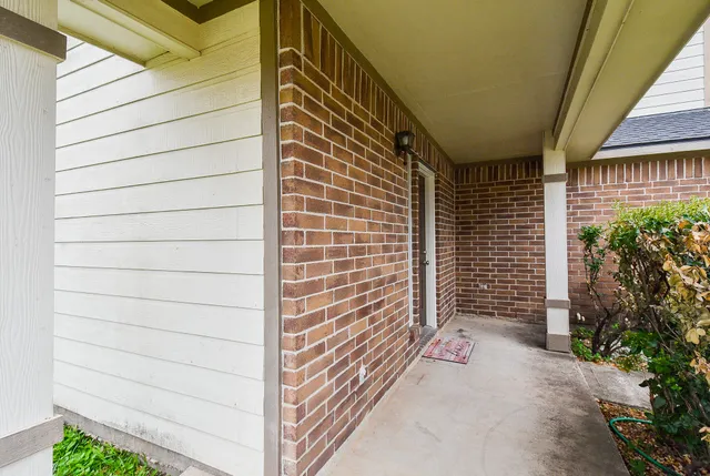 $1,950 | 19826 Twisted Creek Drive, Tomball, TX 77375