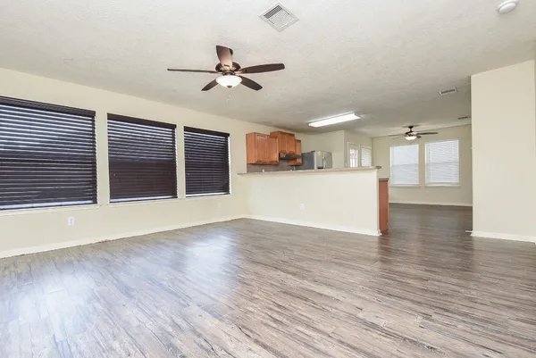 $1,850 | 19826 Twisted Creek Drive, Tomball, TX 77375