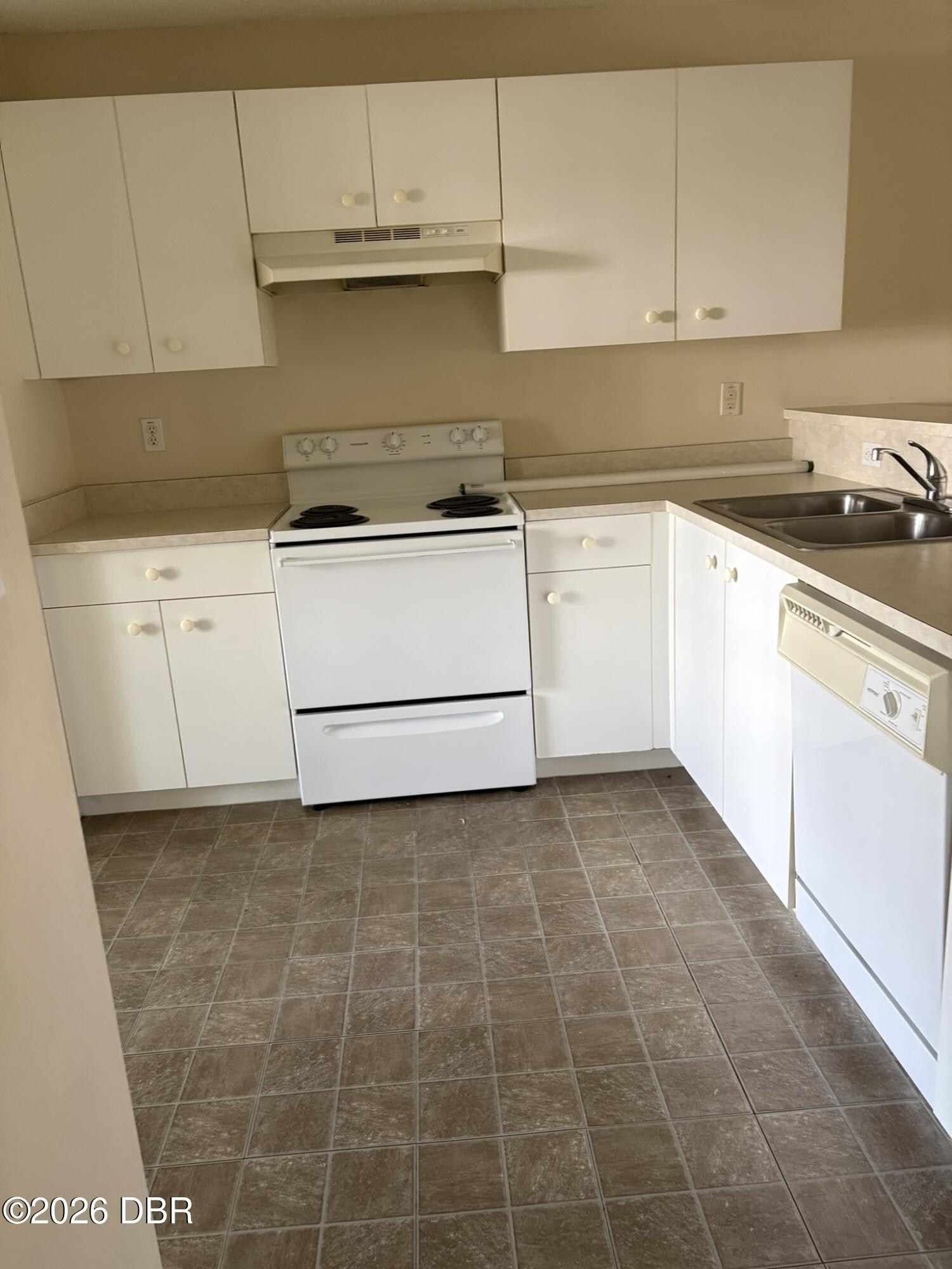 1505 Deer Springs Road Port Orange, FL 32129 - Photo 8 of 19 IMG_3252