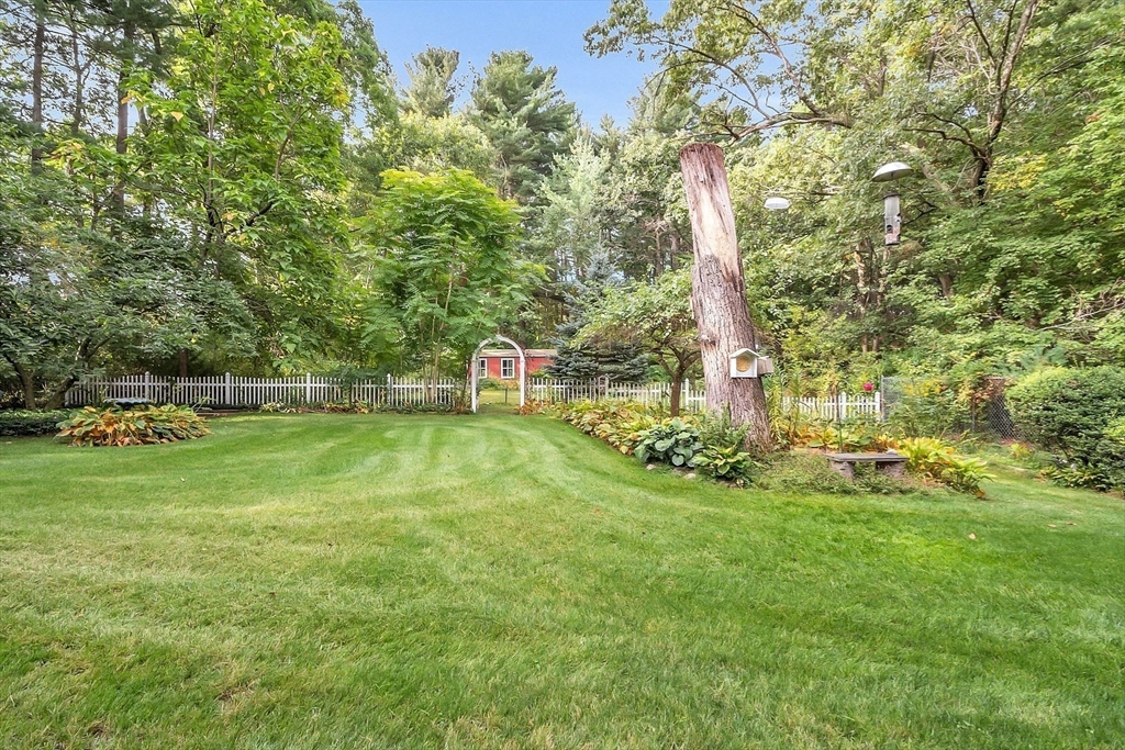 51 Whipple Road Billerica, MA 01821 - Photo 11 of 25