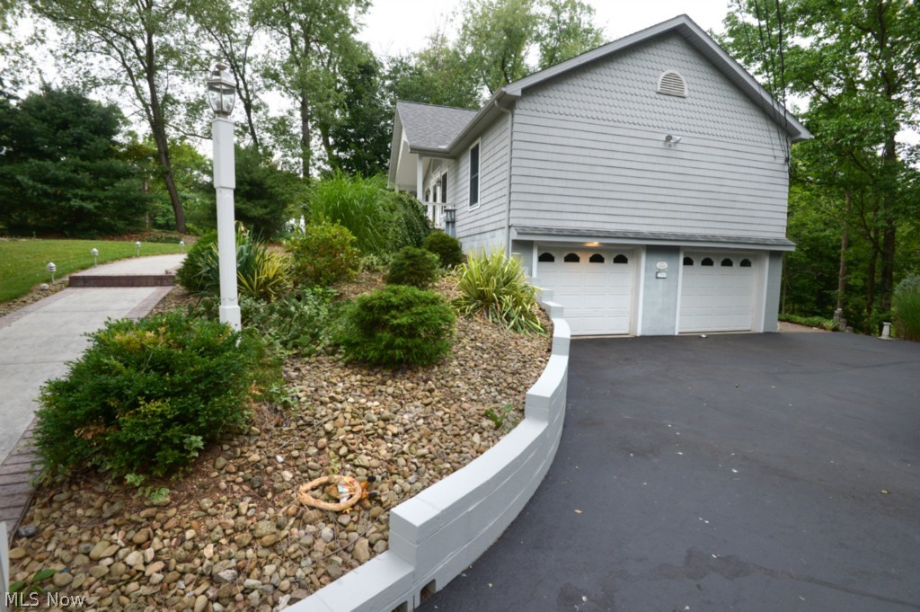 5699 Struthers Road Struthers, OH 44471 - Photo 3 of 23 Gallery Image 3