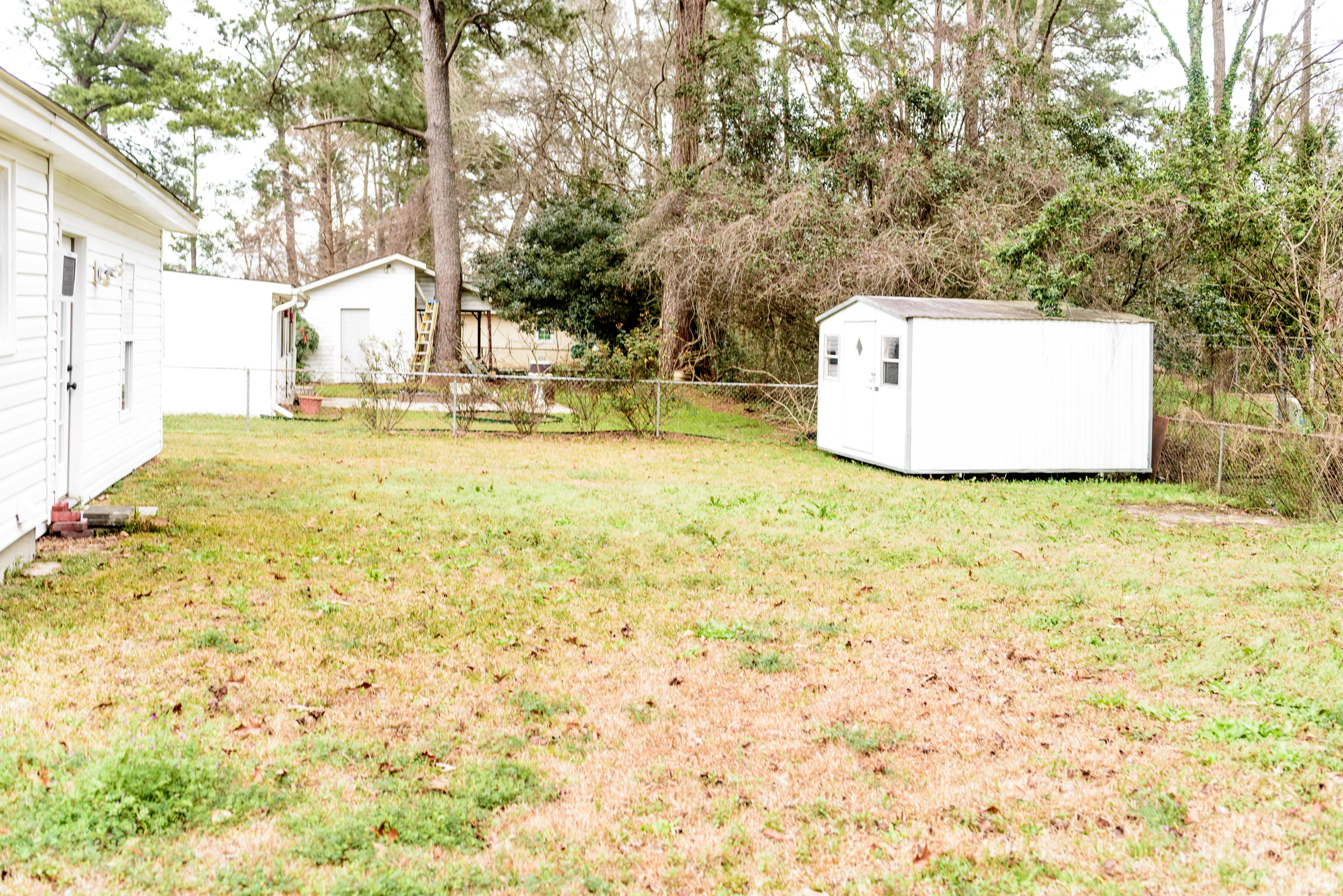 702 Beech Hill Road Summerville, SC 29485 - Photo 5 of 23 DSC_8650