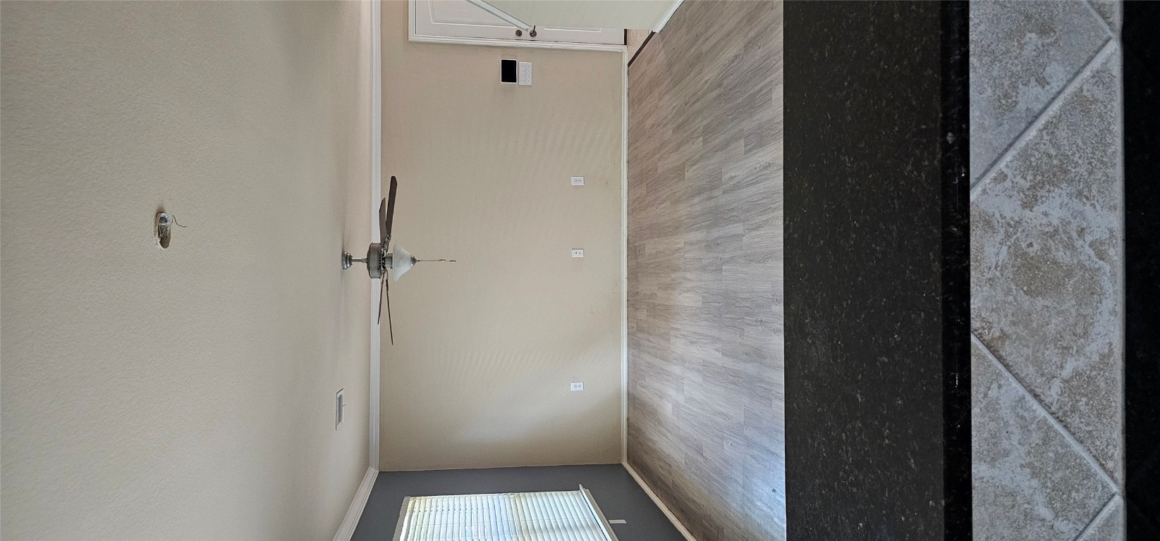 7213 Outfitter Drive Austin, TX 78744 - Photo 11 of 16 a view of wooden floor