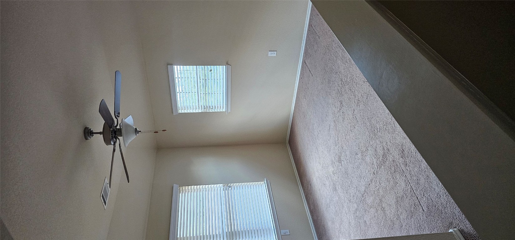 7213 Outfitter Drive Austin, TX 78744 - Photo 8 of 16 an empty room with windows