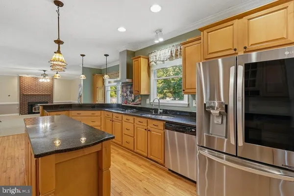 $614,999 | 7860 Lakes End Court, La Plata, MD 20646