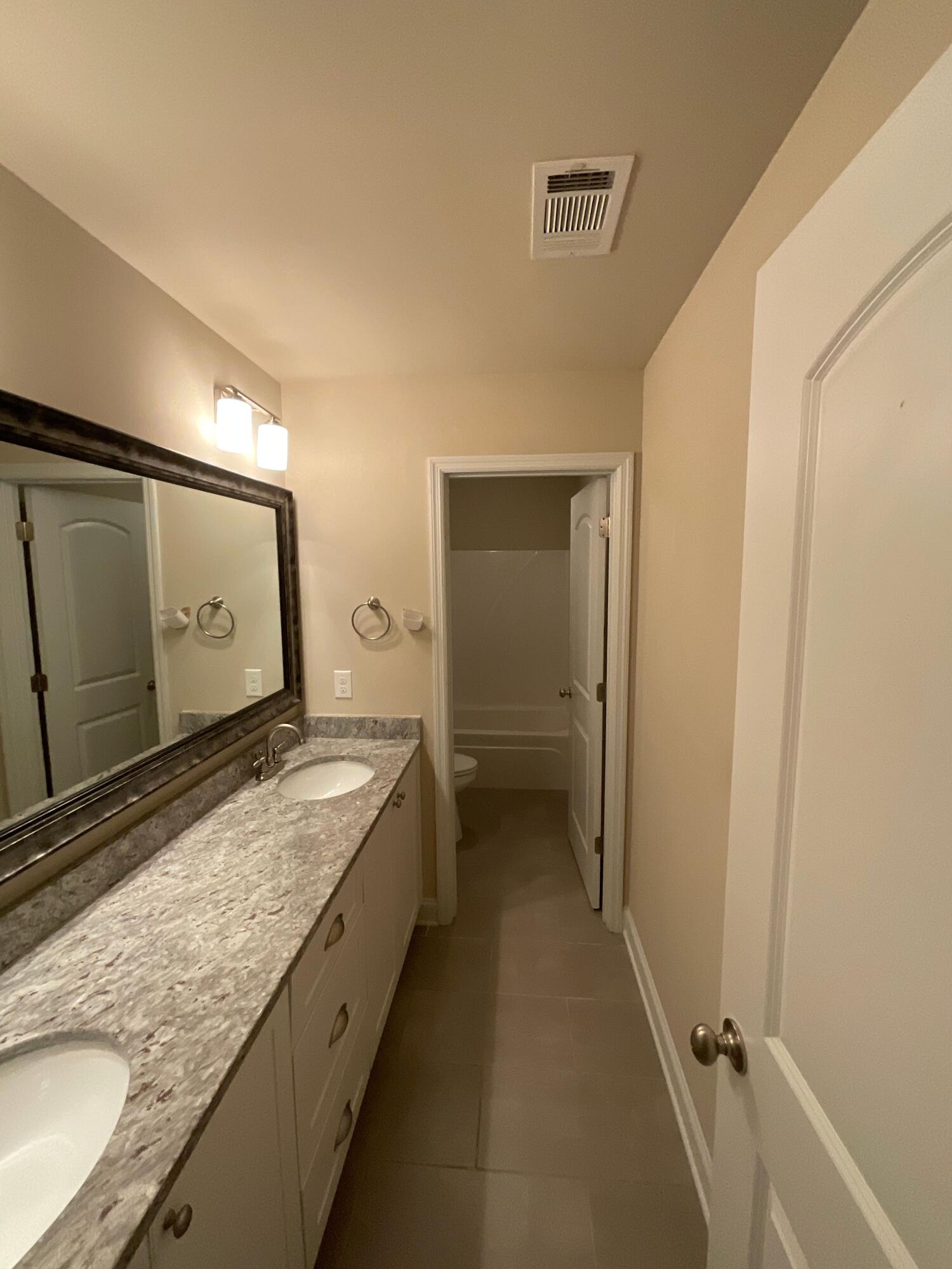 688 Tree Top Trail Evans, GA 30809 - Photo 17 of 27 Bathroom 2