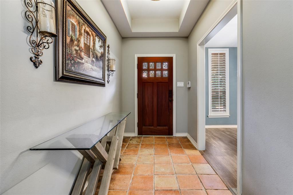 15881 Nedra Way Dallas, TX 75248 - Photo 2 of 26