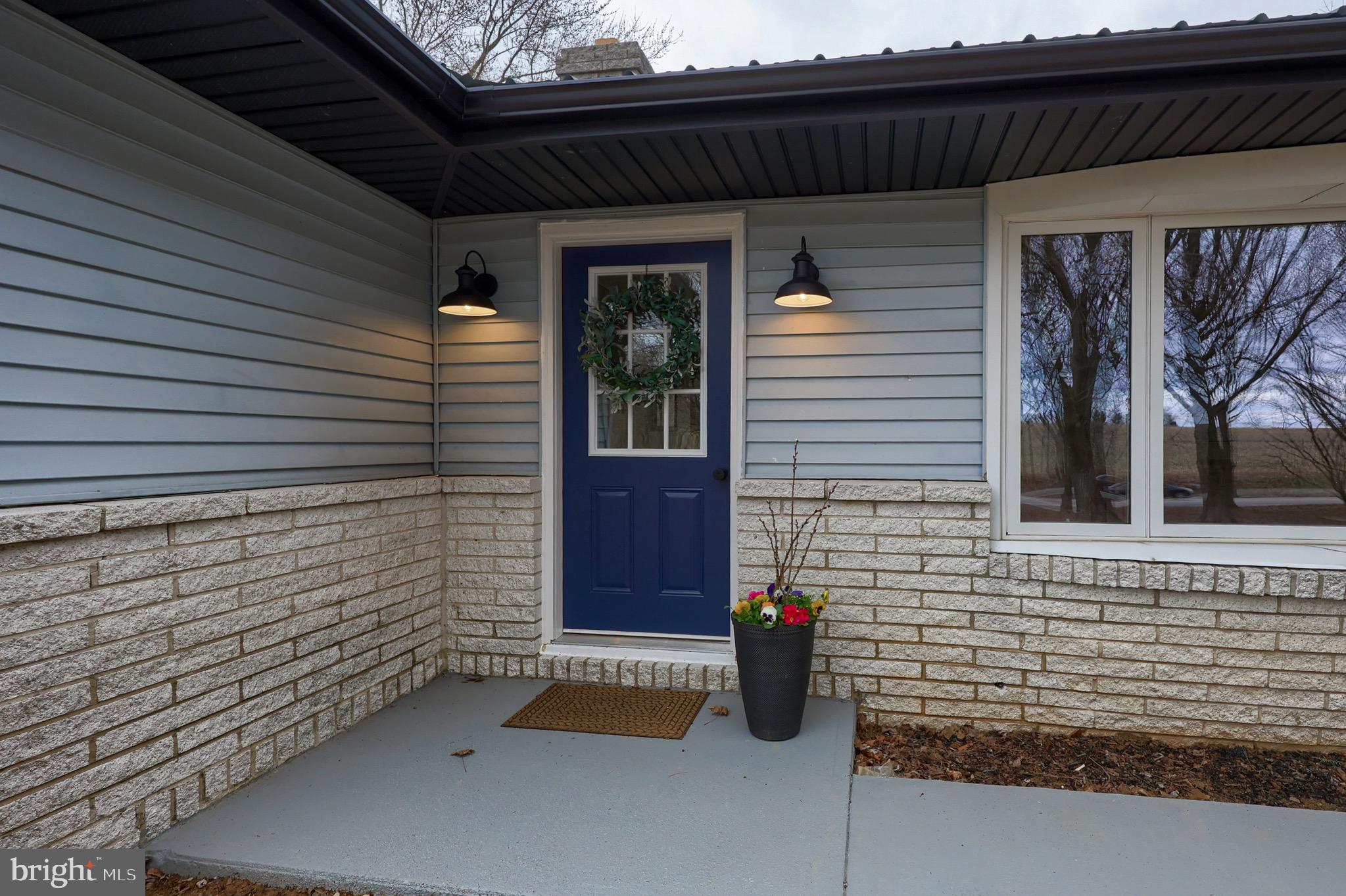 363 Lay Road Delta, PA 17314 - Photo 2 of 45 Gallery Image 2