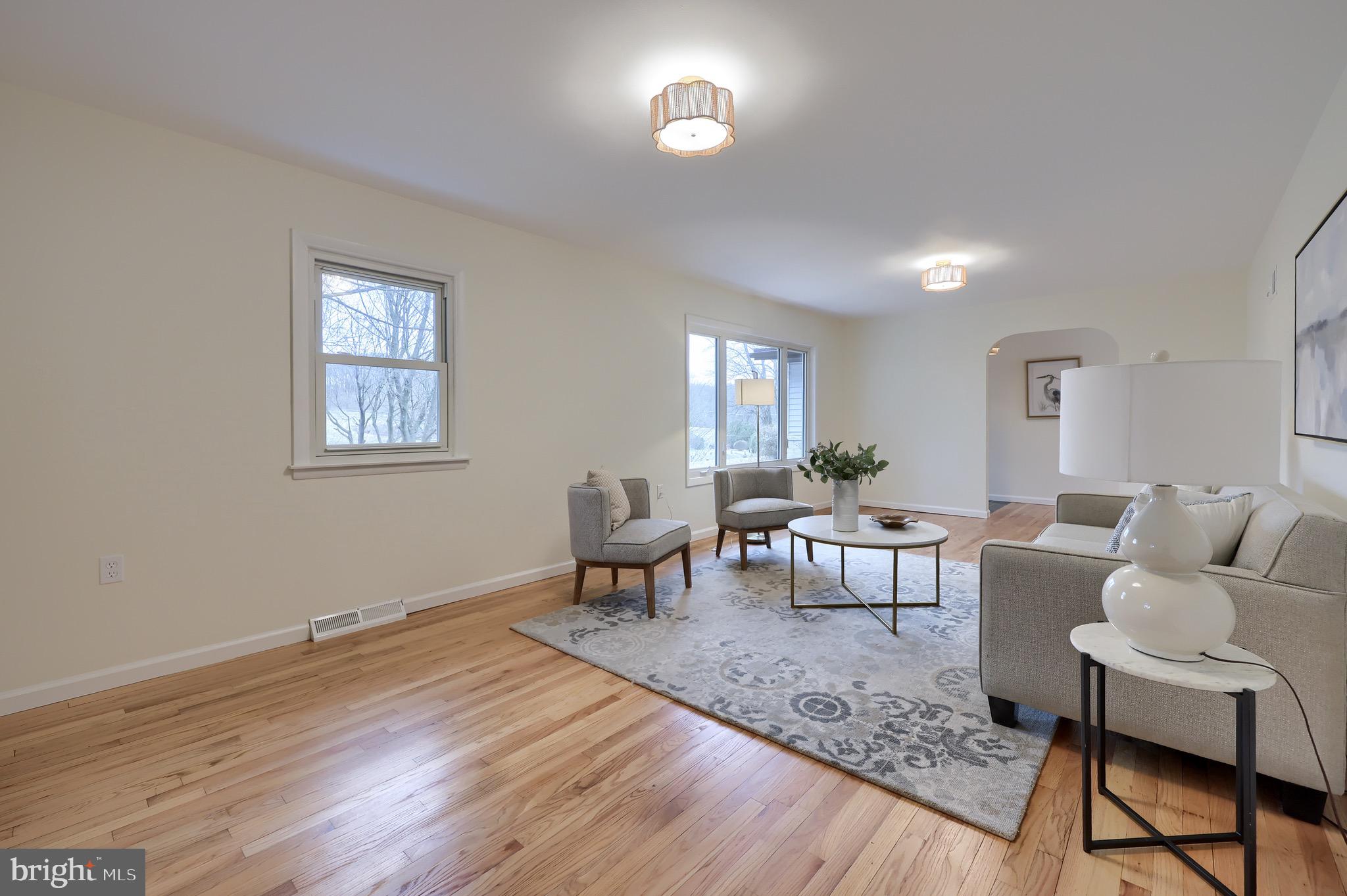 363 Lay Road Delta, PA 17314 - Photo 8 of 45 Gallery Image 8