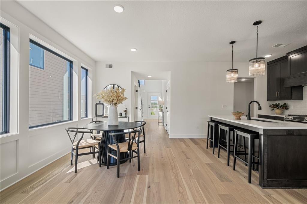 9703 Jupiter Street Lenexa, KS 66219 - Photo 8 of 50