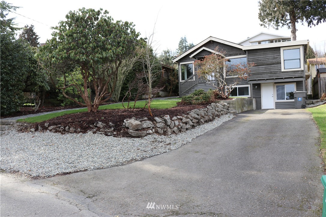 451 Maple Avenue Northwest Renton, WA 98057 - Photo 1 of 24