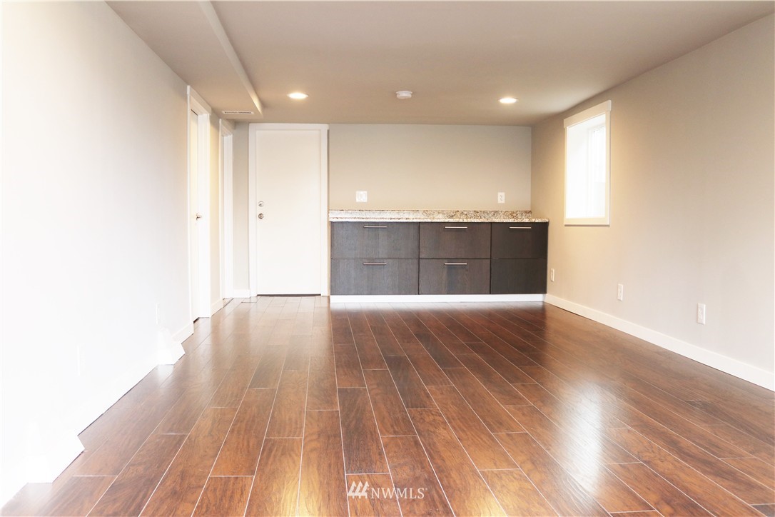 451 Maple Avenue Northwest Renton, WA 98057 - Photo 20 of 24