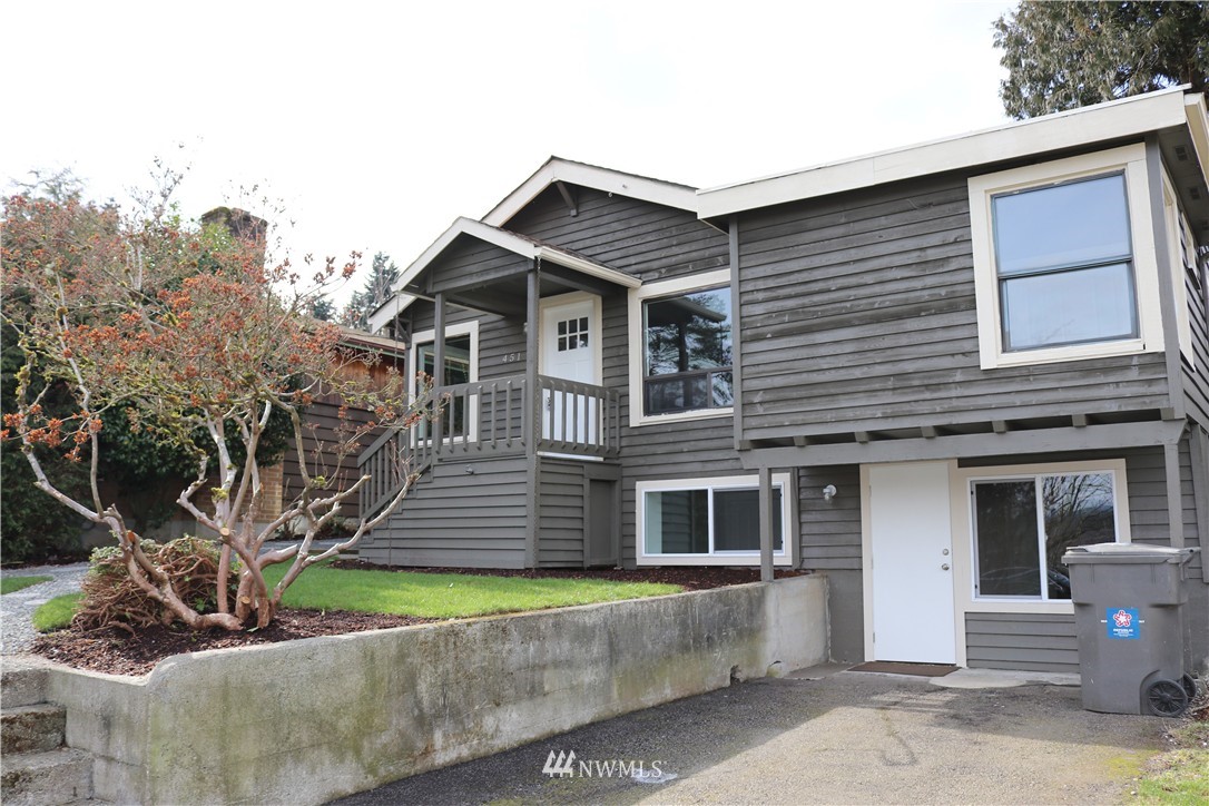451 Maple Avenue Northwest Renton, WA 98057 - Photo 3 of 24