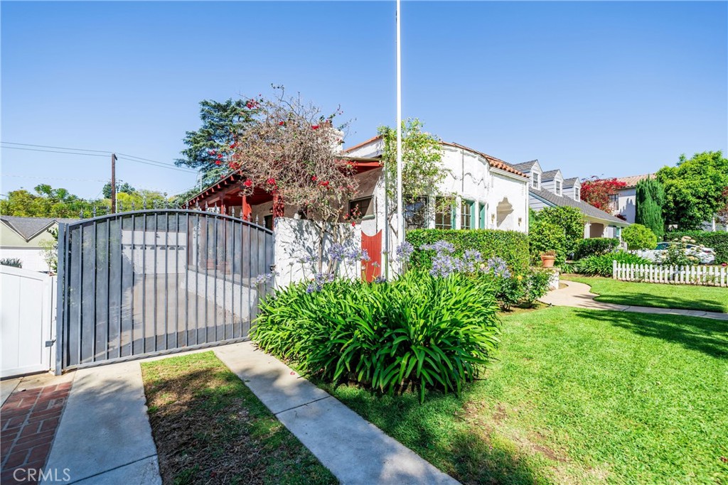 107 Annandale Road Pasadena, CA 91105 - Photo 46 of 52