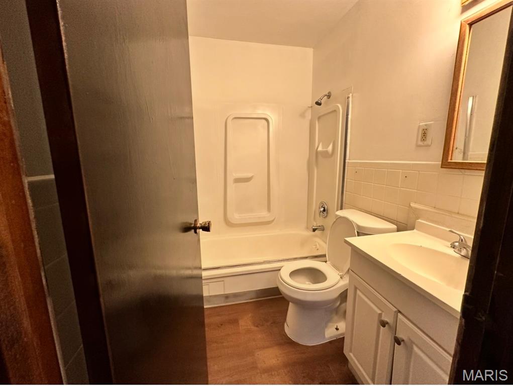 424 Lancashire Road St. Louis, MO 63137 - Photo 35 of 40