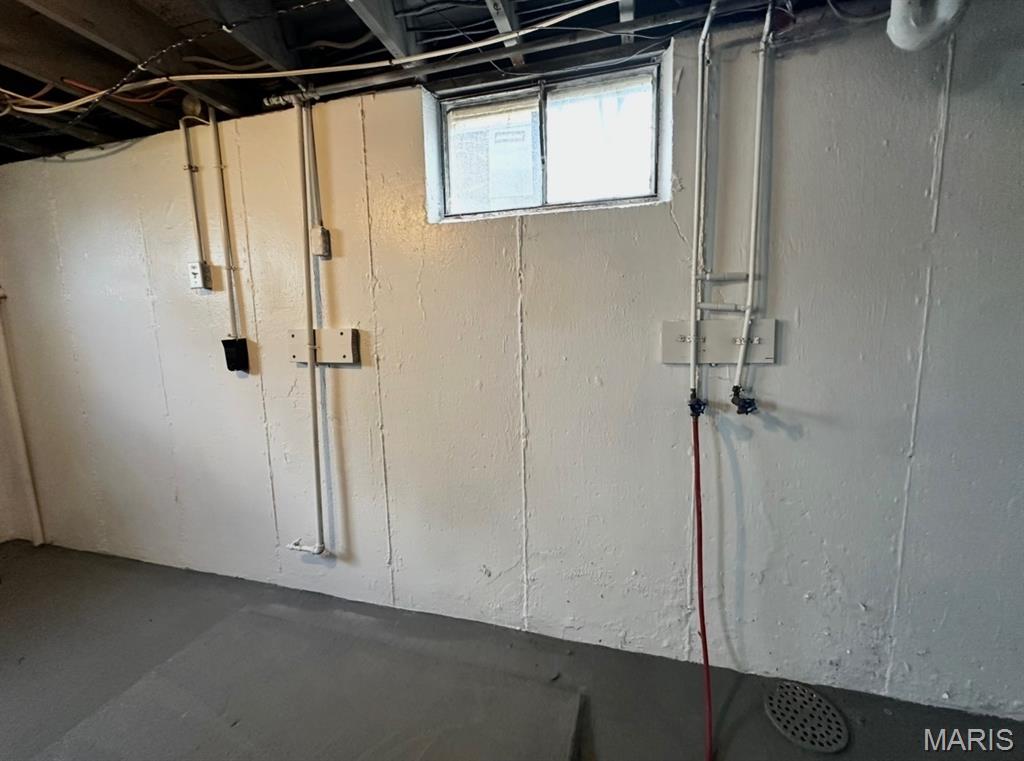 424 Lancashire Road St. Louis, MO 63137 - Photo 38 of 40