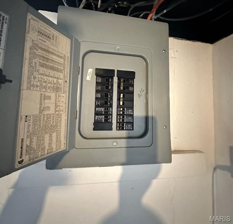 424 Lancashire Road St. Louis, MO 63137 - Photo 39 of 40