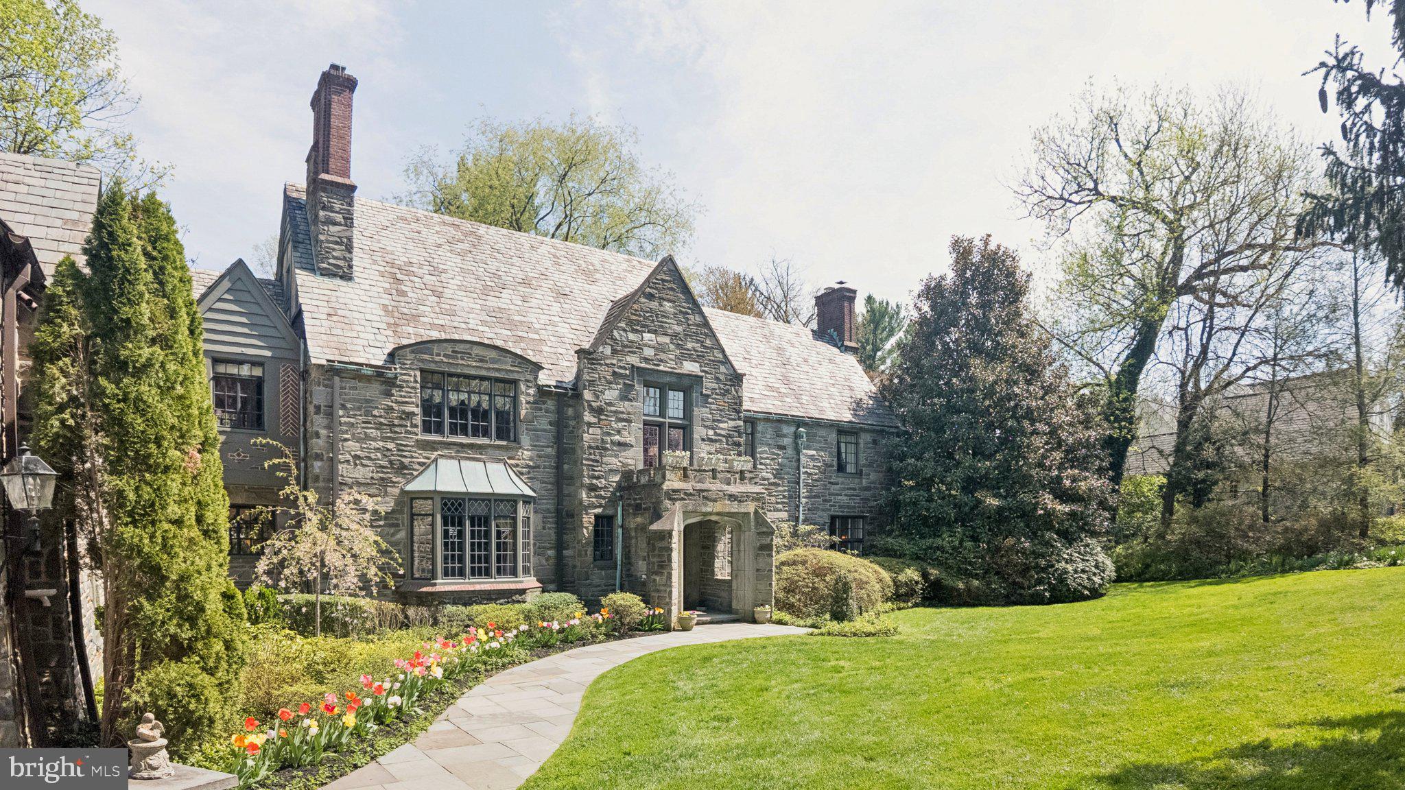 517 Fishers Road Bryn Mawr, PA 19010 - Photo 3 of 70