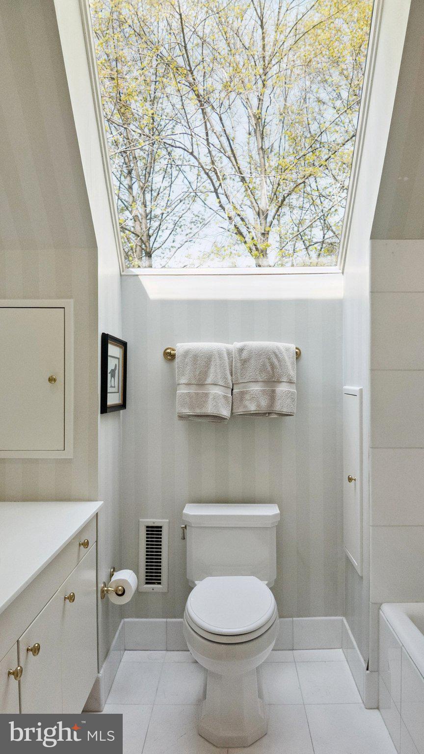 517 Fishers Road Bryn Mawr, PA 19010 - Photo 84 of 131