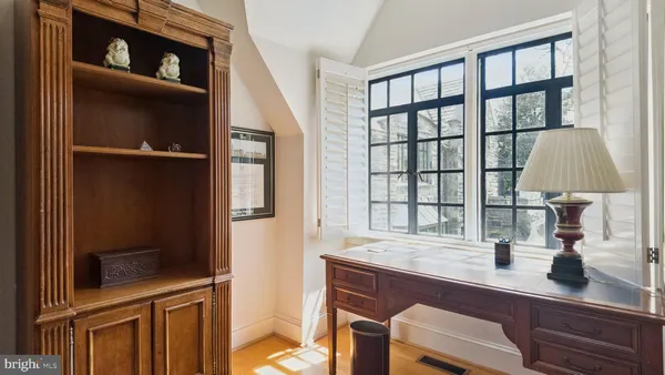 $3,750,000 | 517 Fishers Road, Bryn Mawr, PA 19010