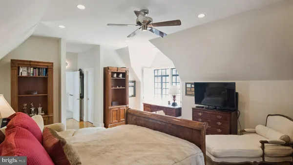 $3,750,000 | 517 Fishers Road, Bryn Mawr, PA 19010