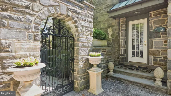 $3,750,000 | 517 Fishers Road, Bryn Mawr, PA 19010