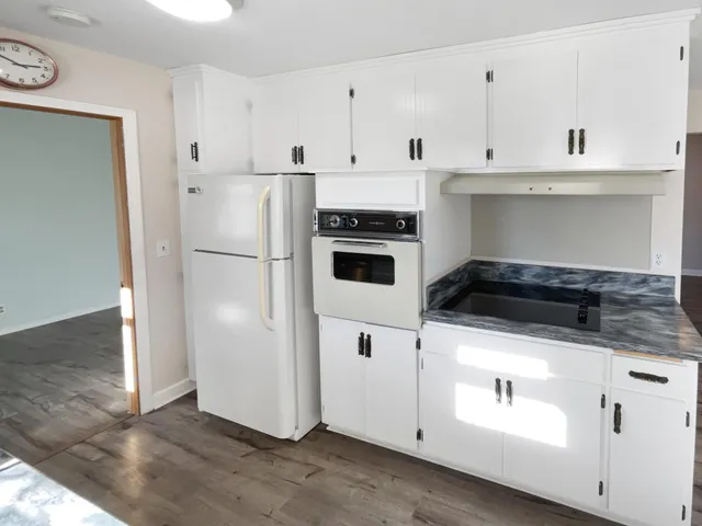 $310,000 | 2306 Beam Avenue, North St. Paul, MN 55109