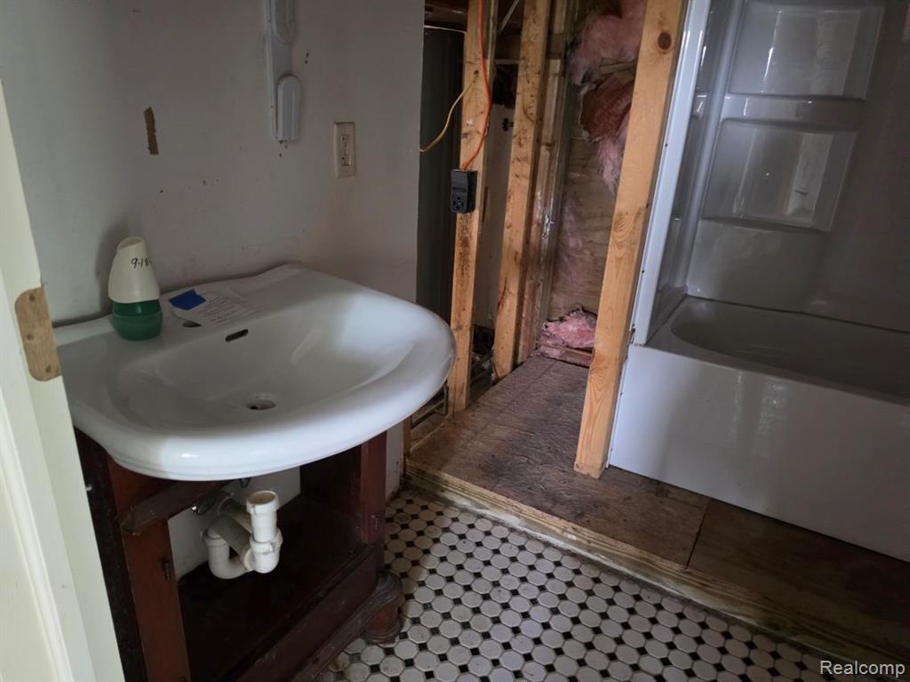 8900 Edward Road Fostoria, MI 48435 - Photo 13 of 16 Gallery Image 13