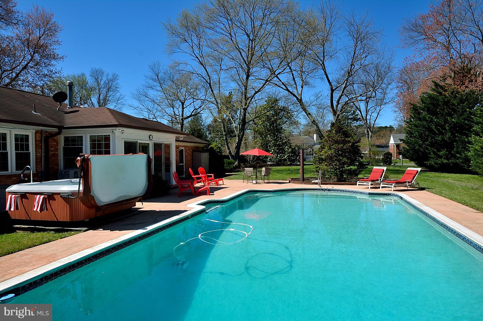 4902 Pole Road Alexandria, VA 22309 - Photo 23 of 30 a view of a house with swimming pool and sitting area