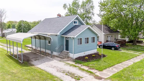 $120,000 | 1524 West Randolph Street, Vandalia, IL 62471