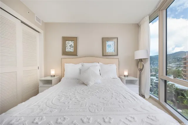 $988,000 | 1837 Kalakaua Avenue, Unit 1004, Honolulu, HI 96815
