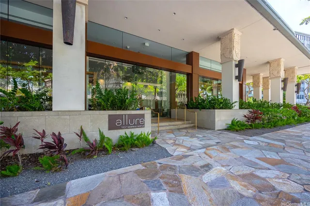 $988,000 | 1837 Kalakaua Avenue, Unit 1004, Honolulu, HI 96815