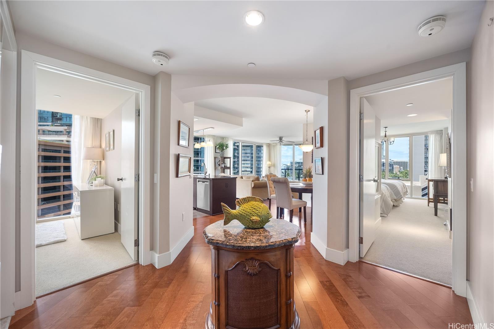 1837 Kalakaua Avenue, Unit 1004 Honolulu, HI 96815 - Photo 9 of 19 View from the entrance