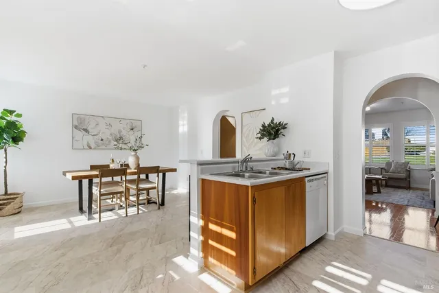 $595,000 | 1816 Downing Street, Petaluma, CA 94954